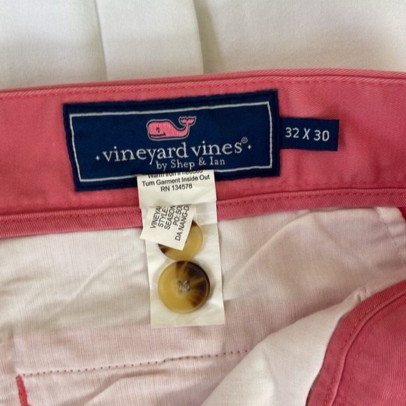 Vineyard vine pants, size 32 x 30, color salmon - Picture 3 of 3